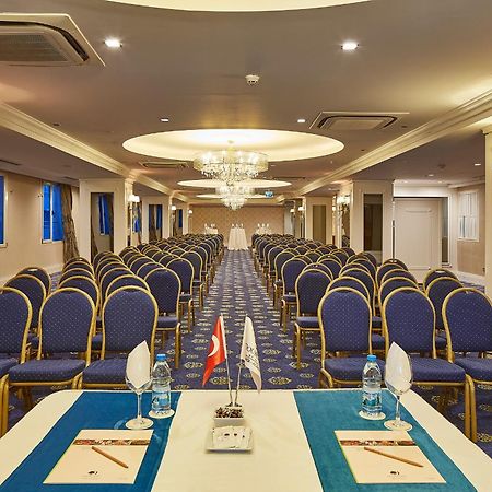 מלון Doubletree By Hilton Izmir - Alsancak מראה חיצוני תמונה